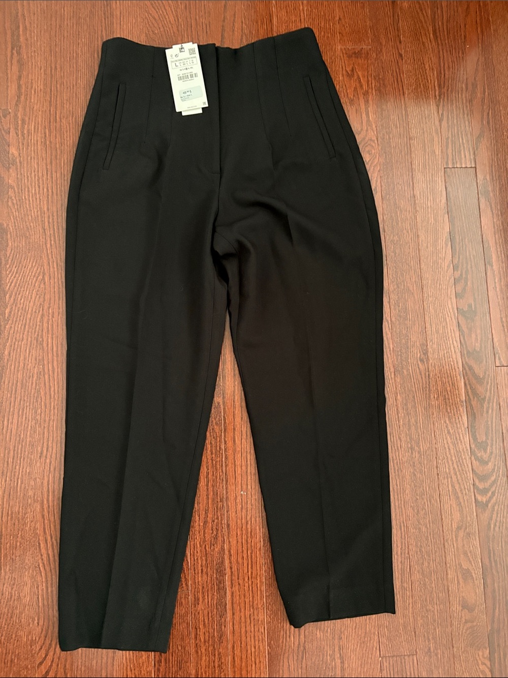 Zara Black Tapered  Women’s Dress Pants NWT size large